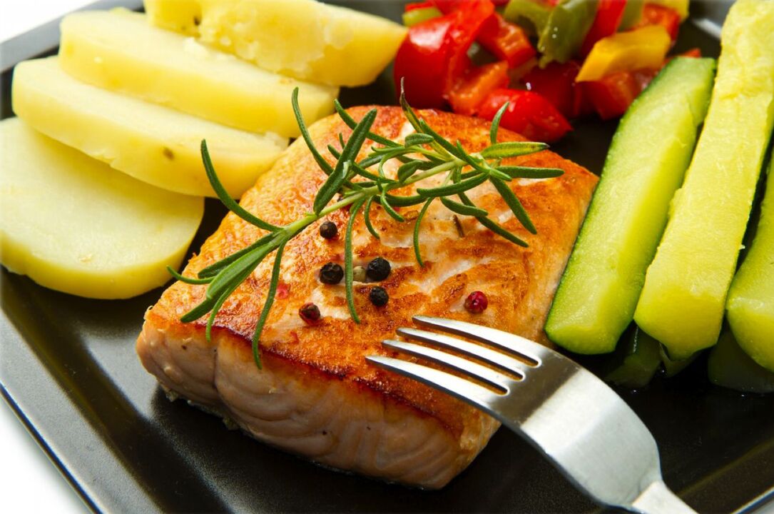 Légumes et poisson ensemble pour traiter la gastrite
