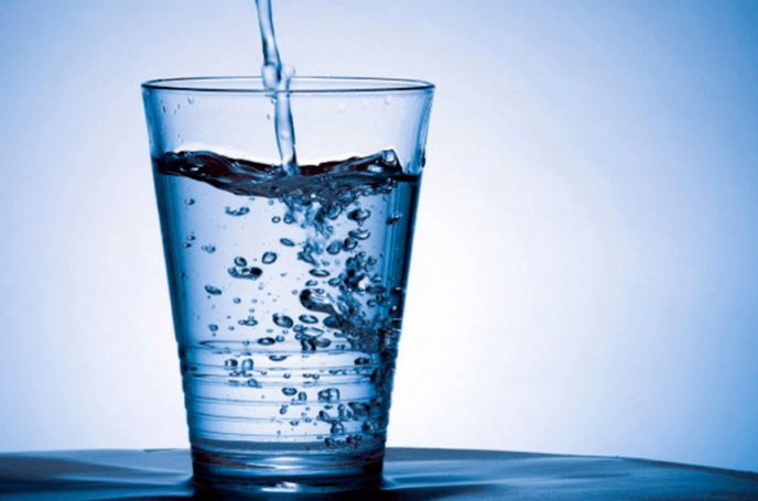 Fournissez de l'eau à votre alimentation préférée